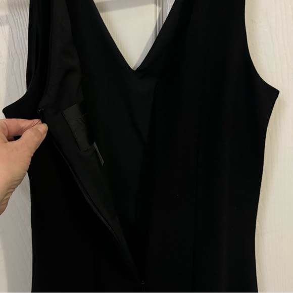 WHBM Aura sculpting sheath dress sleeveless - Picture 3 of 10